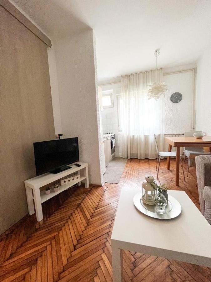 Kopernik - Parking Available Apartment Beograd Ngoại thất bức ảnh